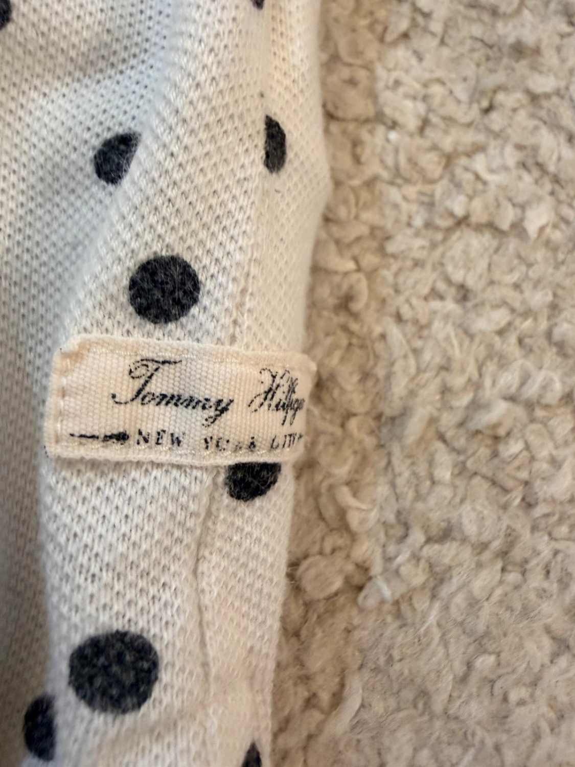Polo Tommy Hilfiger Femme - Blanc à Motif Noir - Taille S