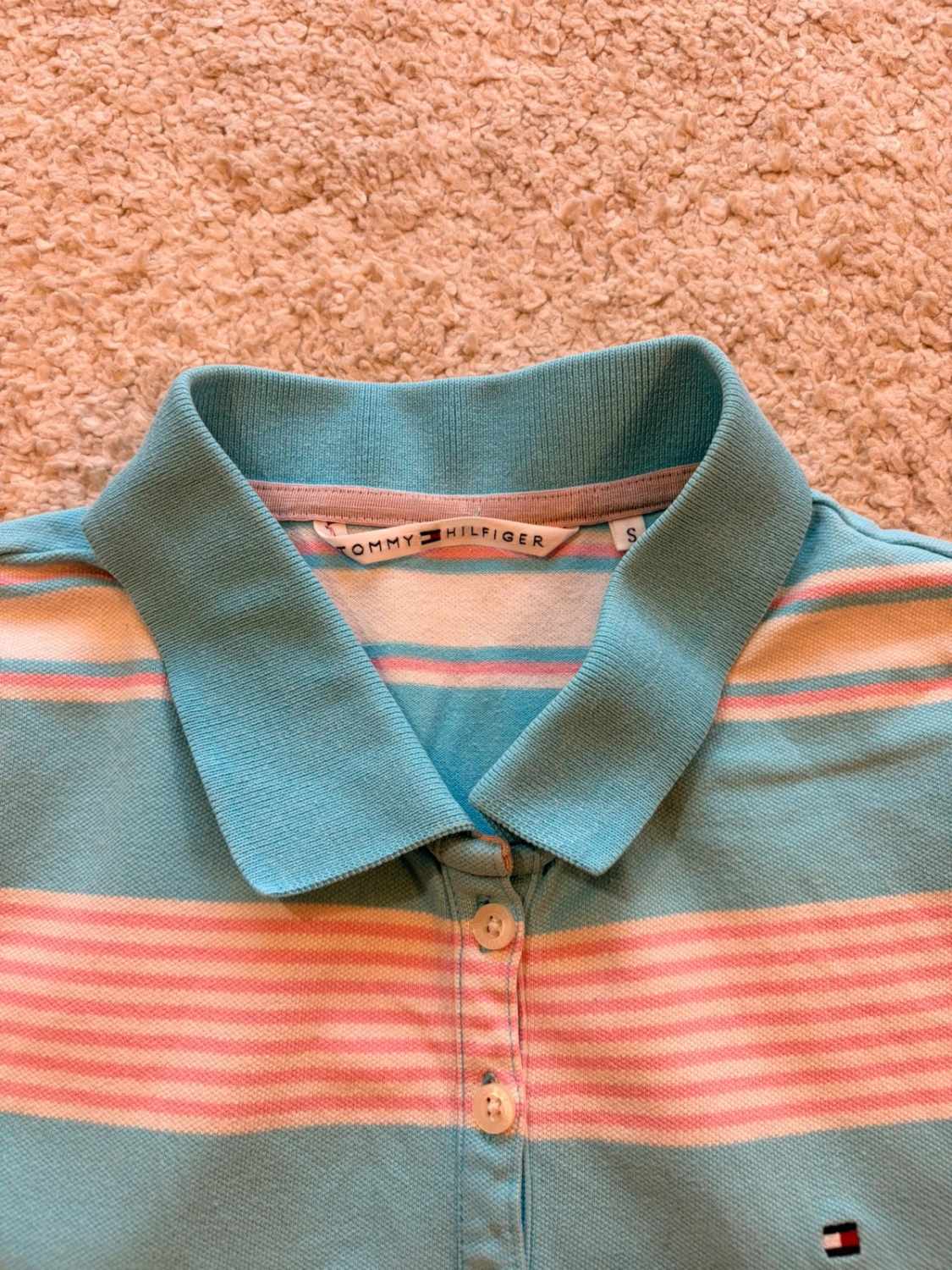 🌊👕 Polo Tommy Hilfiger à Rayures - Maritime & Chic