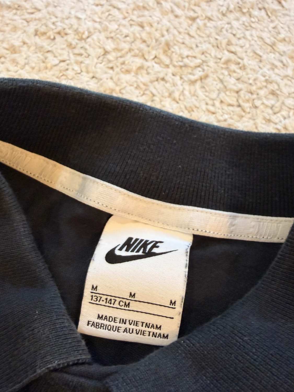 👧🖤 Polo Nike Fille Noir 10A - Confortable & Stylé