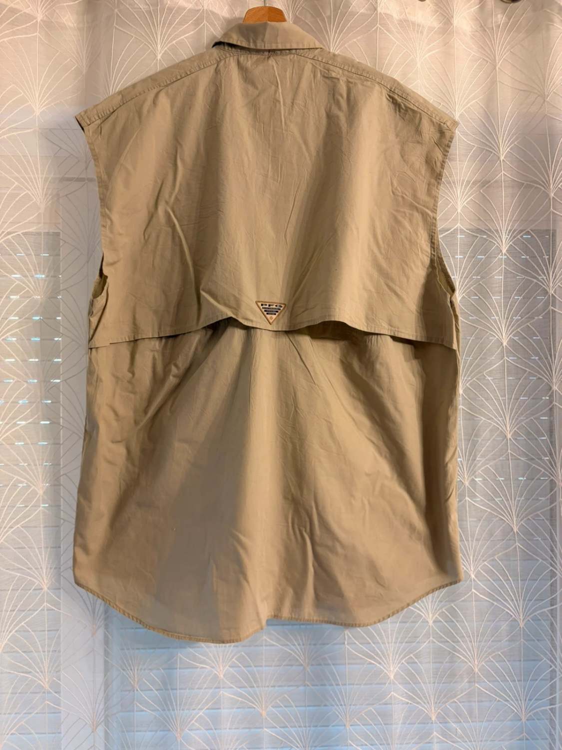 Chemise Columbia PFG Sans Manches Beige - Aventure & Fonctionnelle