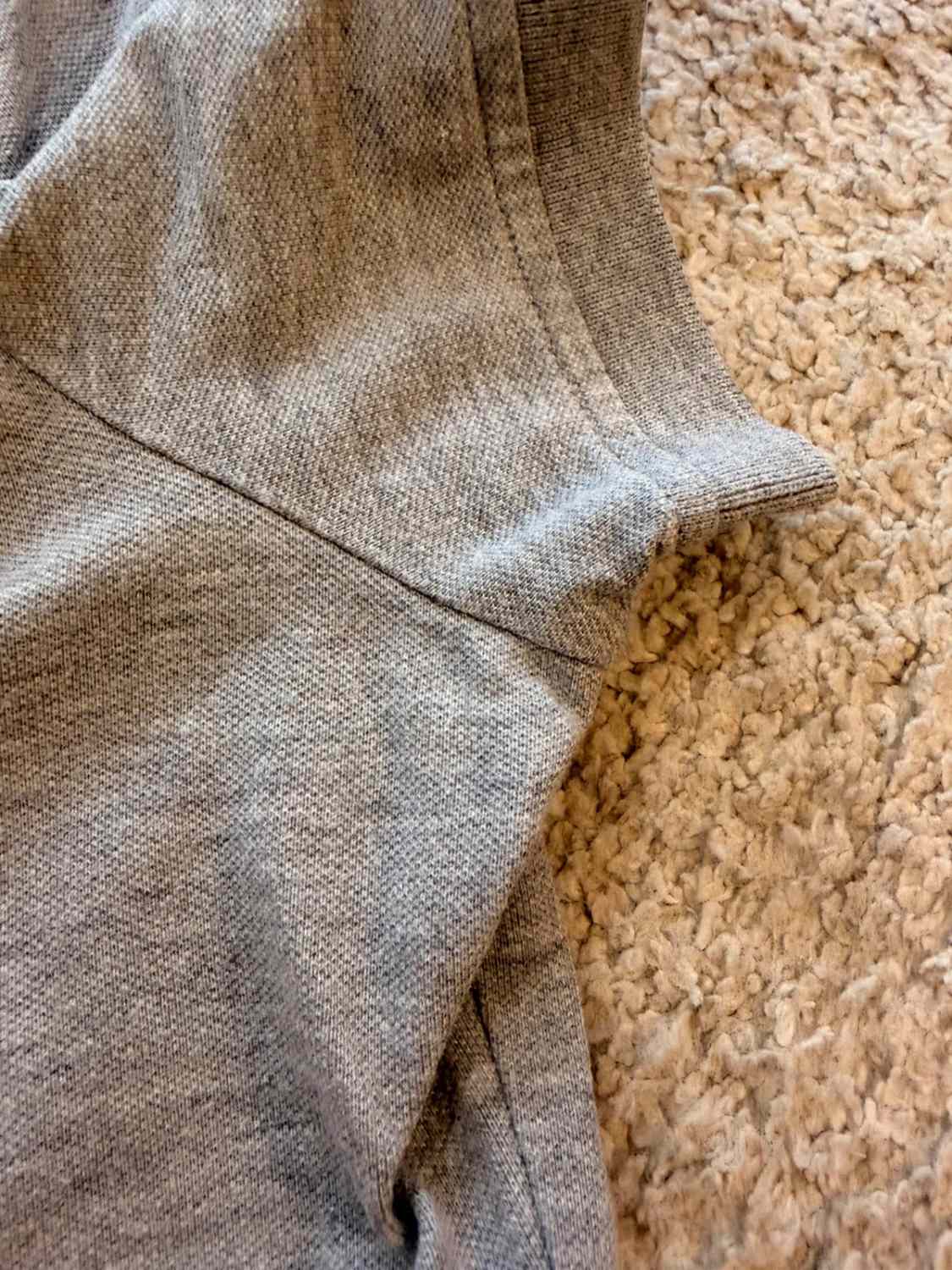 👚Polo Tommy Hilfiger Gris - Coupe Féminine & Élégante