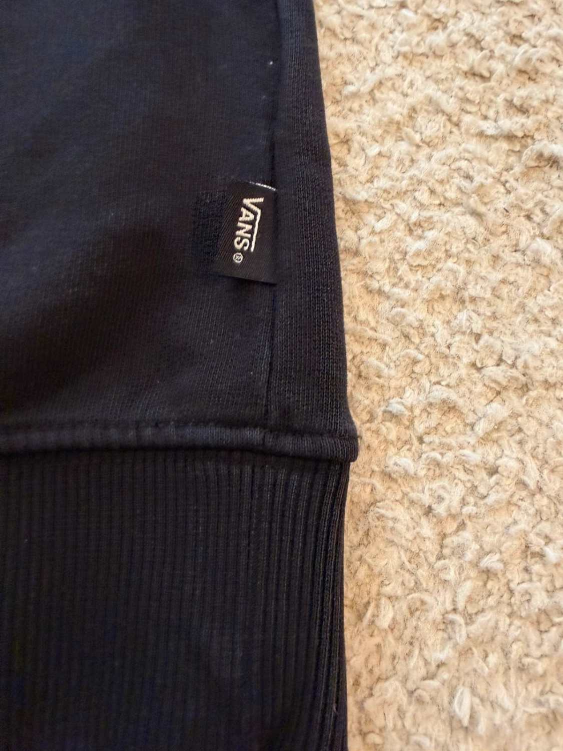 🖤🧥 Pull Vans Noir - Streetwear & Confortable