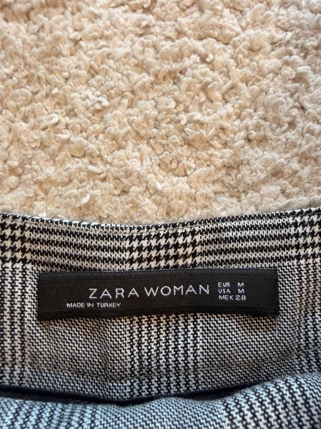 Combinaison Salopette Zara Carreaux Prince de Galles Bretelles Volantées – Femme – Taille M
