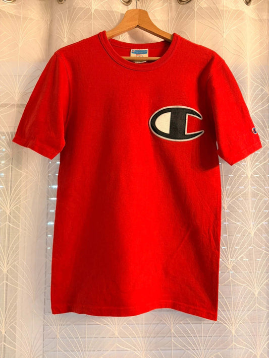 🏆 T-shirt Champion Rouge Logo Brodé - Classique & Authentique