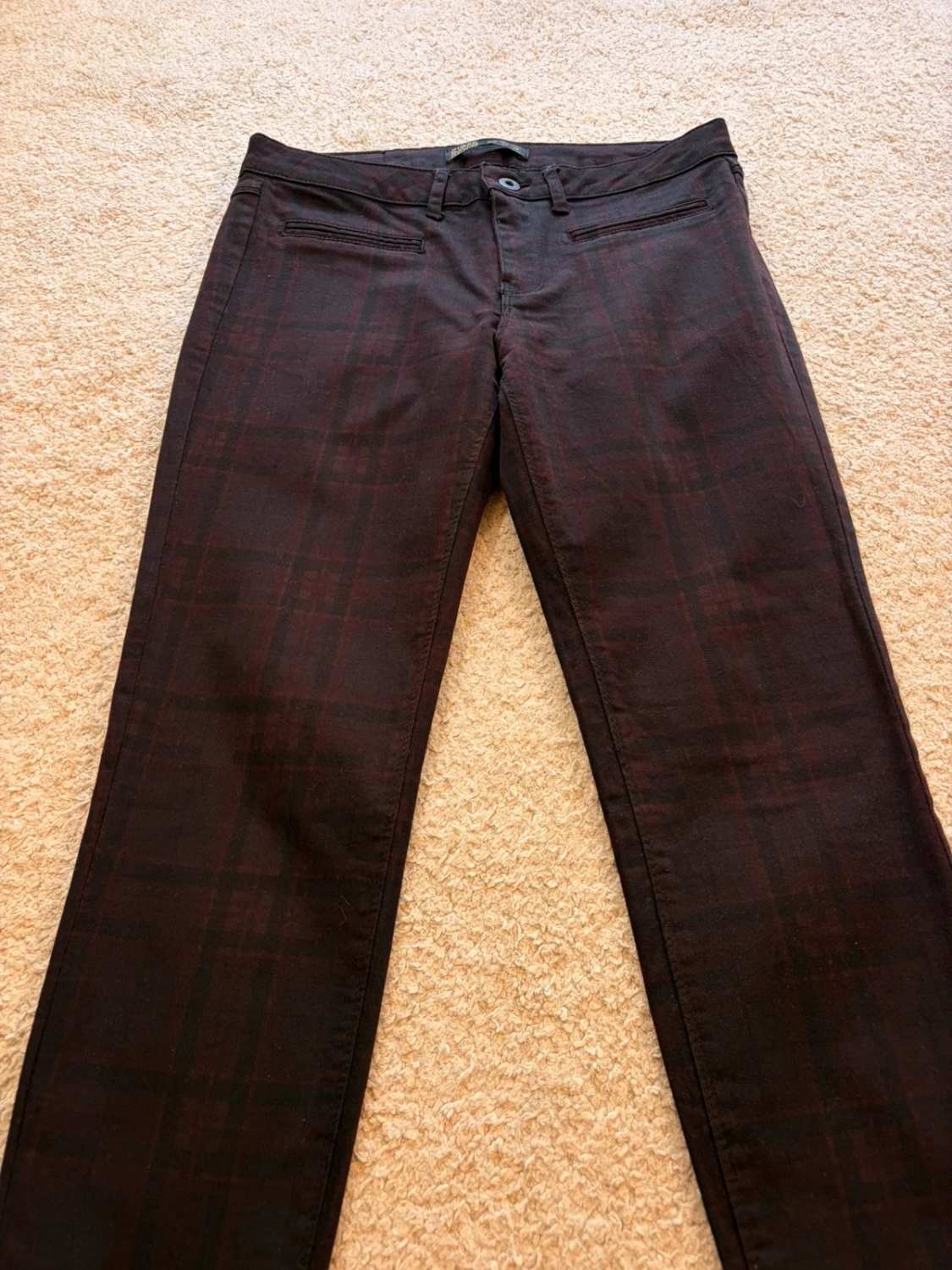 🖤🍷 Pantalon Zara Basic Denim Noir/Bordeaux - Original & Confortable