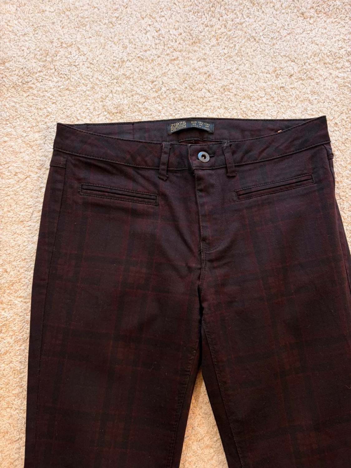🖤🍷 Pantalon Zara Basic Denim Noir/Bordeaux - Original & Confortable