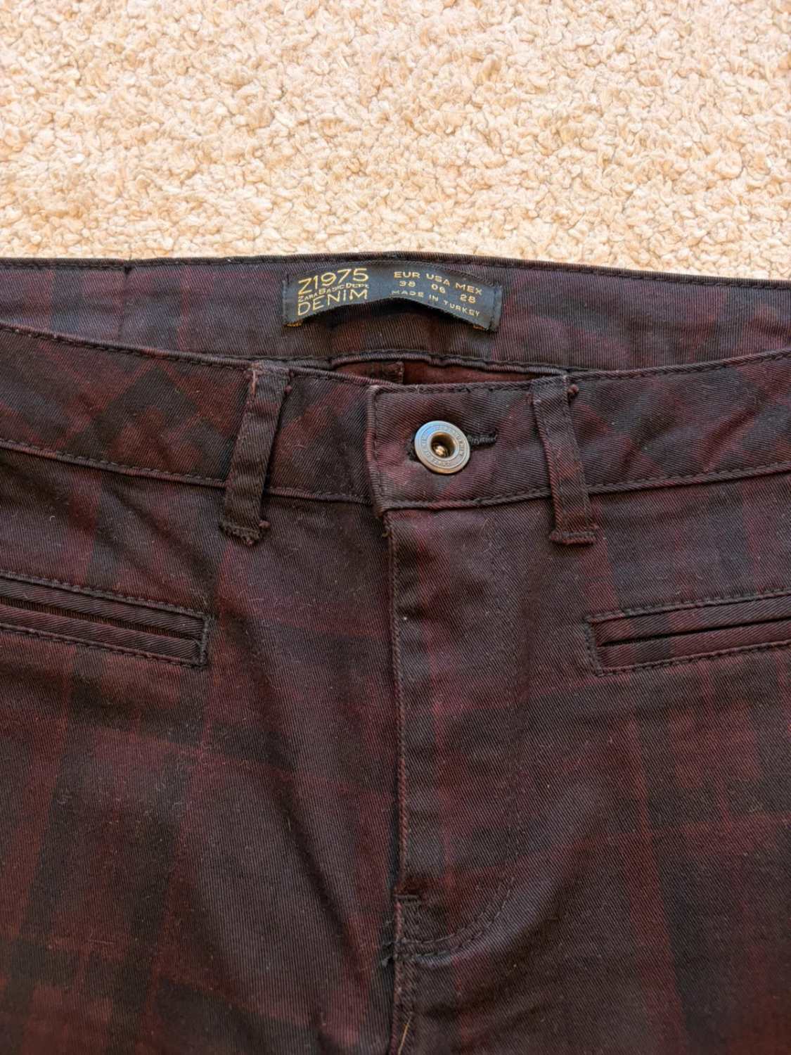 🖤🍷 Pantalon Zara Basic Denim Noir/Bordeaux - Original & Confortable