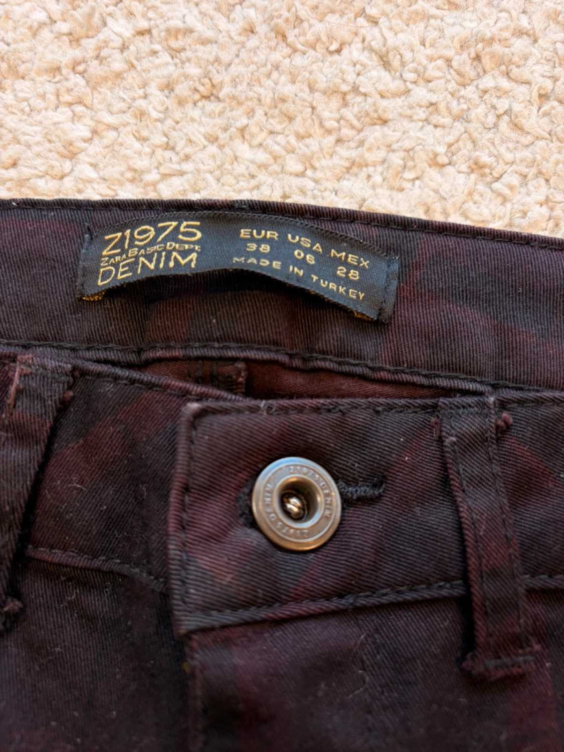 🖤🍷 Pantalon Zara Basic Denim Noir/Bordeaux - Original & Confortable