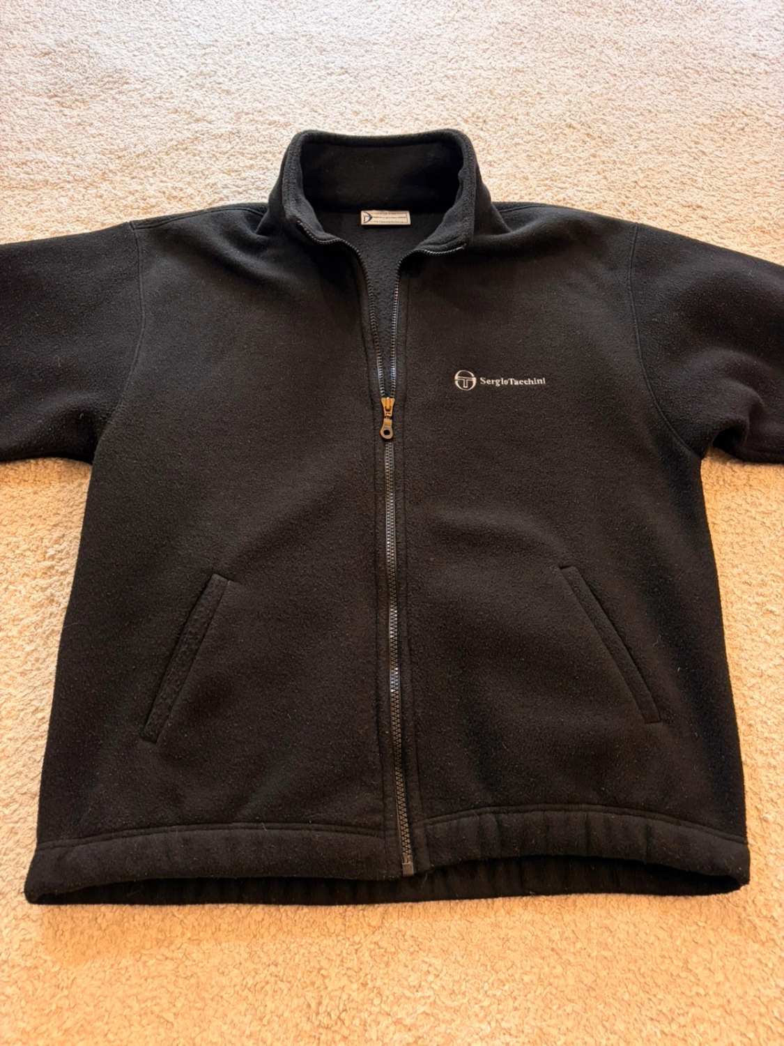 🧥 Veste Polaire Sergio Tacchini Noir - Rétro & Confortable