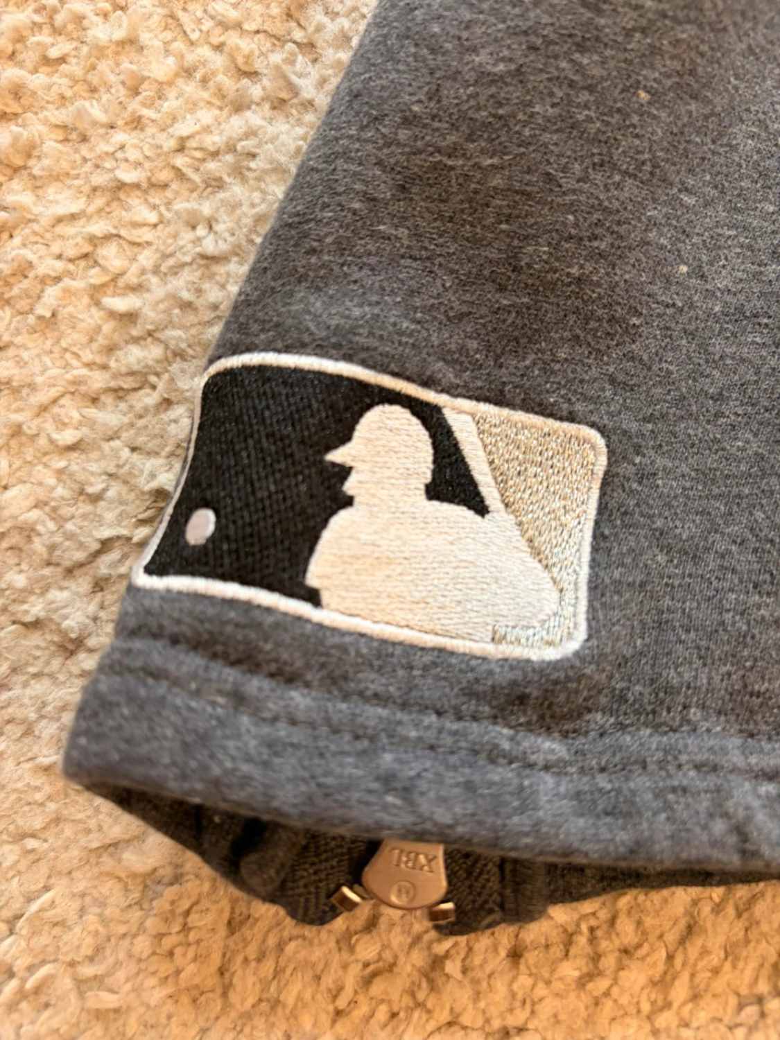 👕 Pull Majestic “Cooperstown” Gris - Collector Baseball