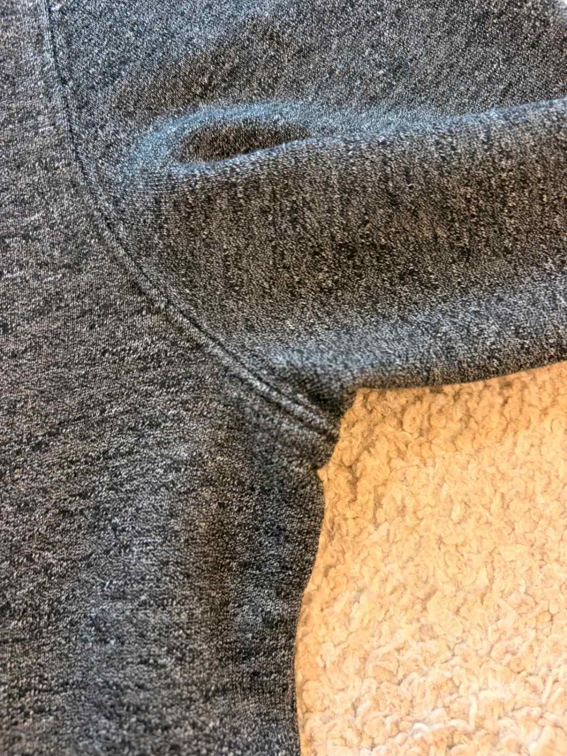 Pull Champion Gris Foncé - Basique & Sportif