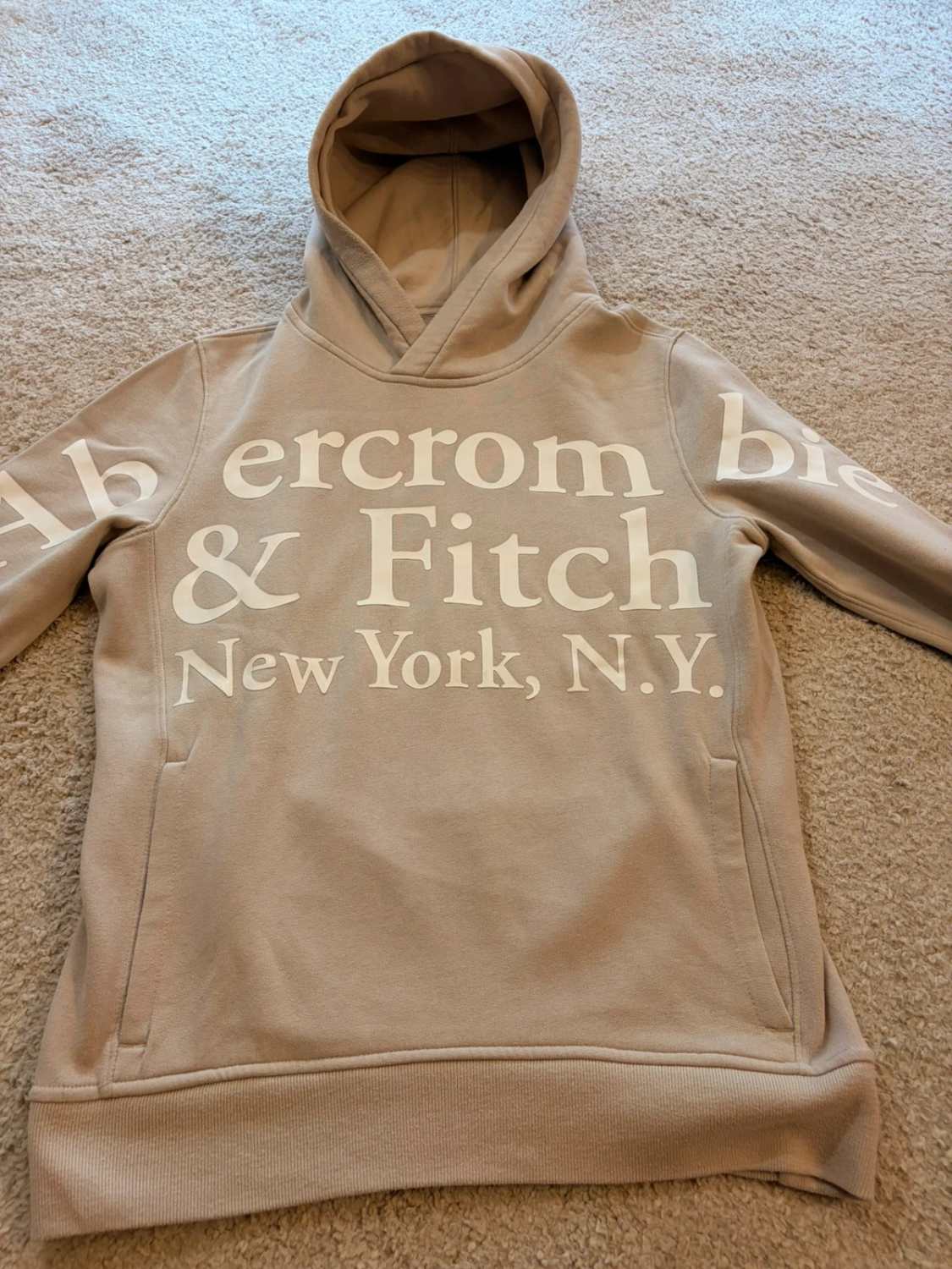 🤎 Pull Abercrombie & Fitch à Capuche Beige - Preppy & Confortable