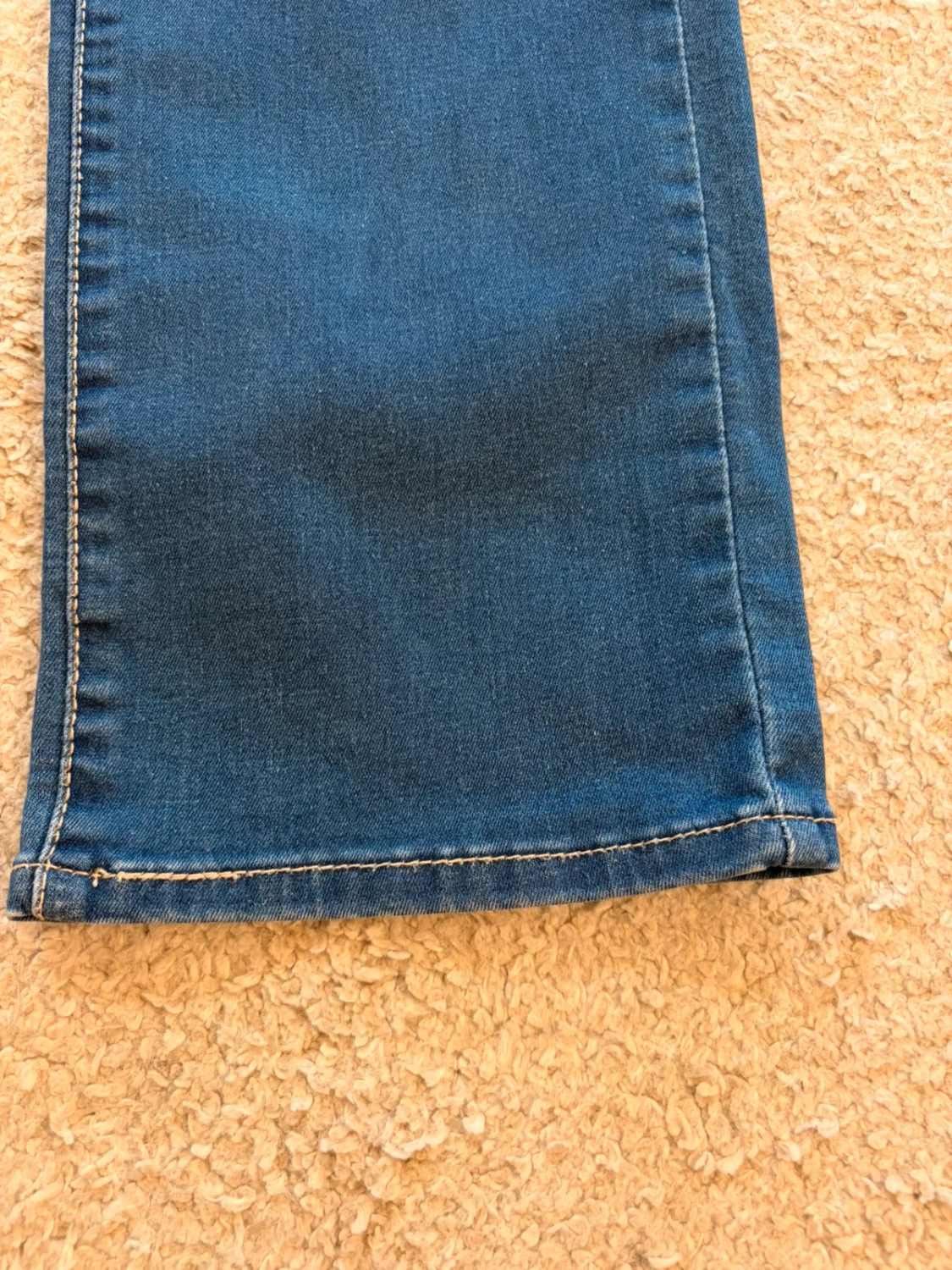 👖 Jeans Levi’s 314 "Shaping Straight" Bleu - Silhouette Idéale