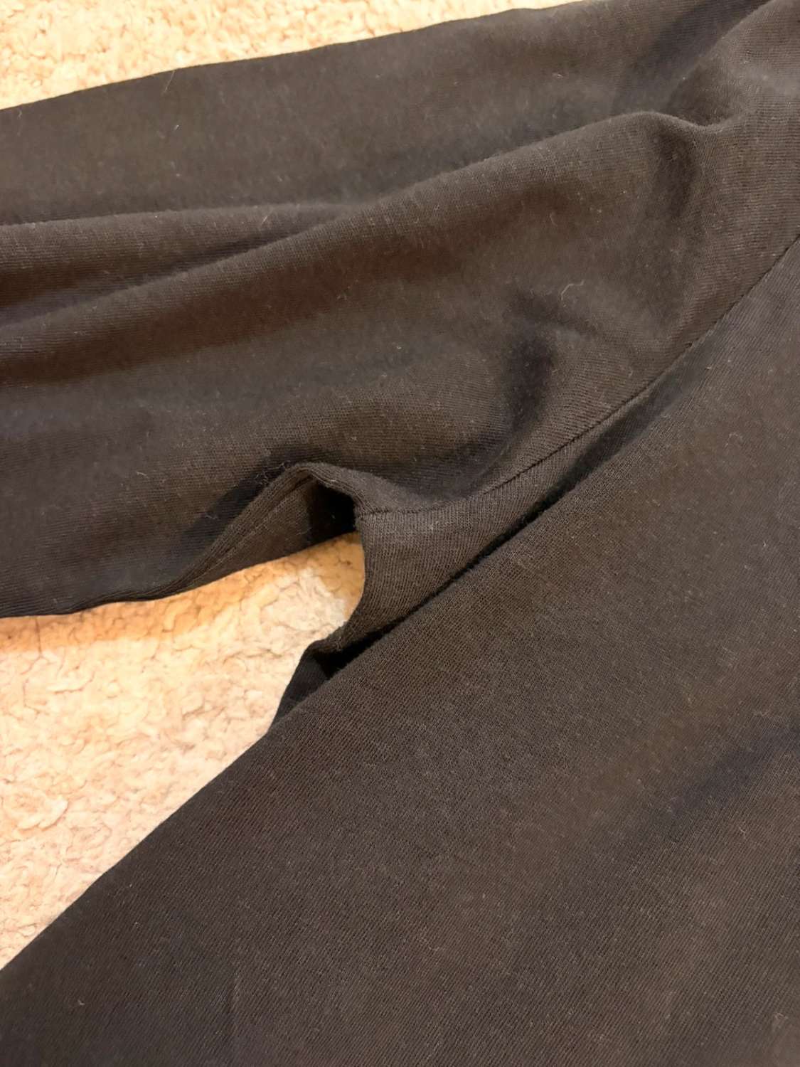 Blouse Tommy Jeans Col V Noir - Féminine & Sophistiquée