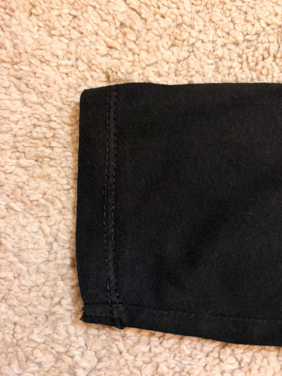 Blouse Tommy Jeans Col V Noir - Féminine & Sophistiquée