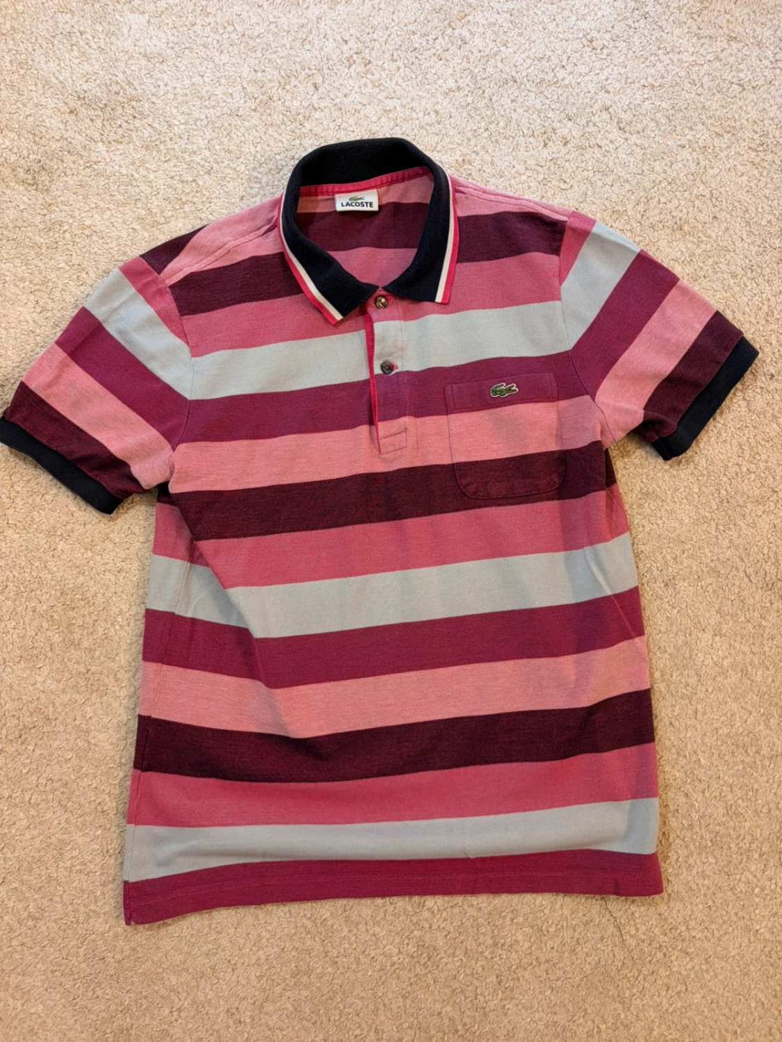 Polo Lacoste Vintage Rayé Rose/Bordeaux/Bleu Marine 100% Coton Piqué – Homme – Taille M (4)