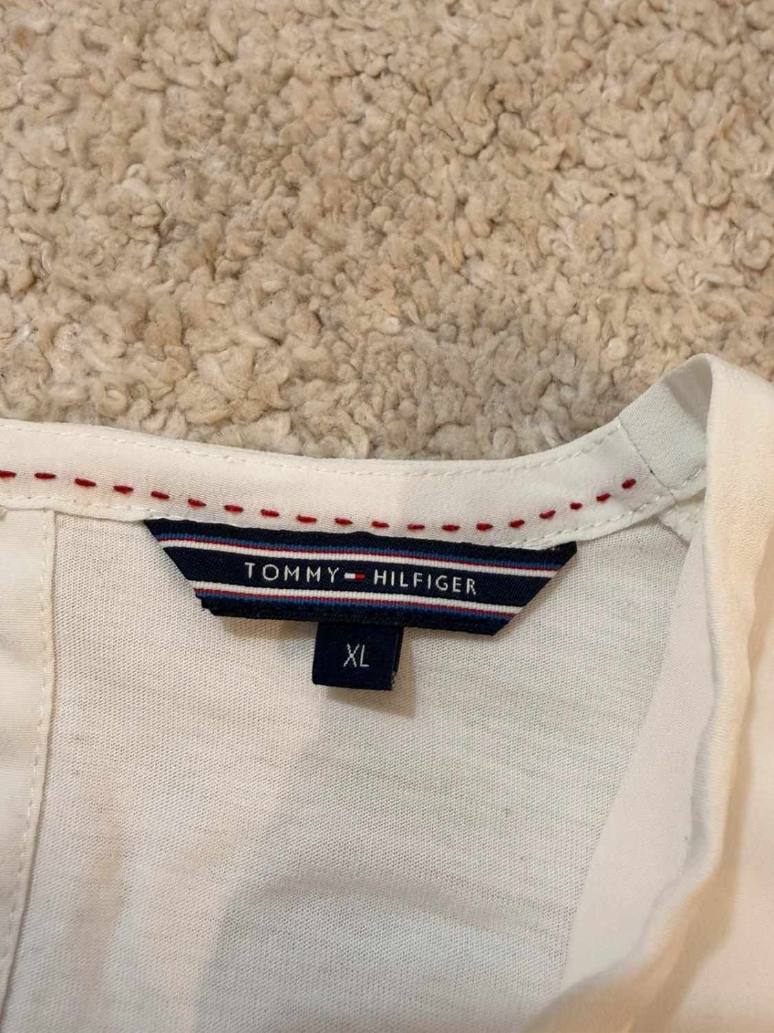 Blouse Sans Manches Tommy Hilfiger Blanche Col V – Femme – Taille XL