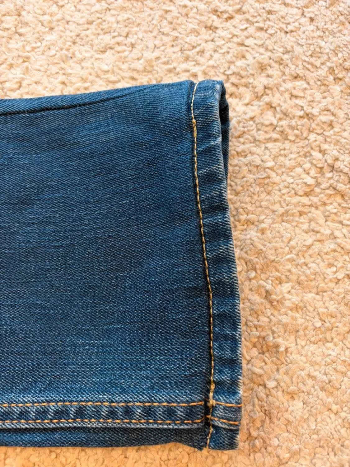 Jeans Zara Premium Denimwear Slim Fit Marine - Taille USA10