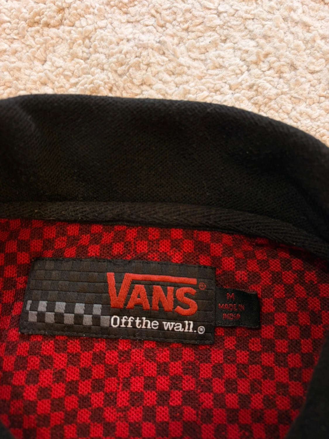 🛹 Polo Vans "Off the Wall" Noir - Skater Chic & Confortable