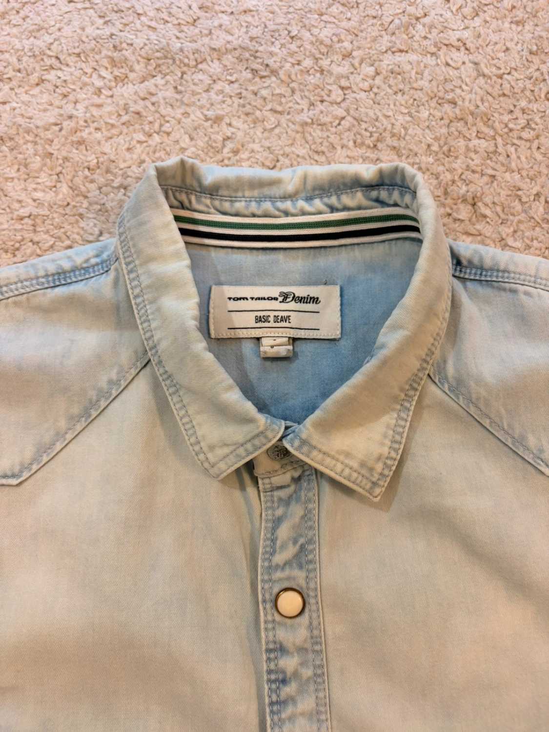 🔵👔 Chemise Tom Tailor Fitted en Jean Bleu Clair - Décontractée & Stylée