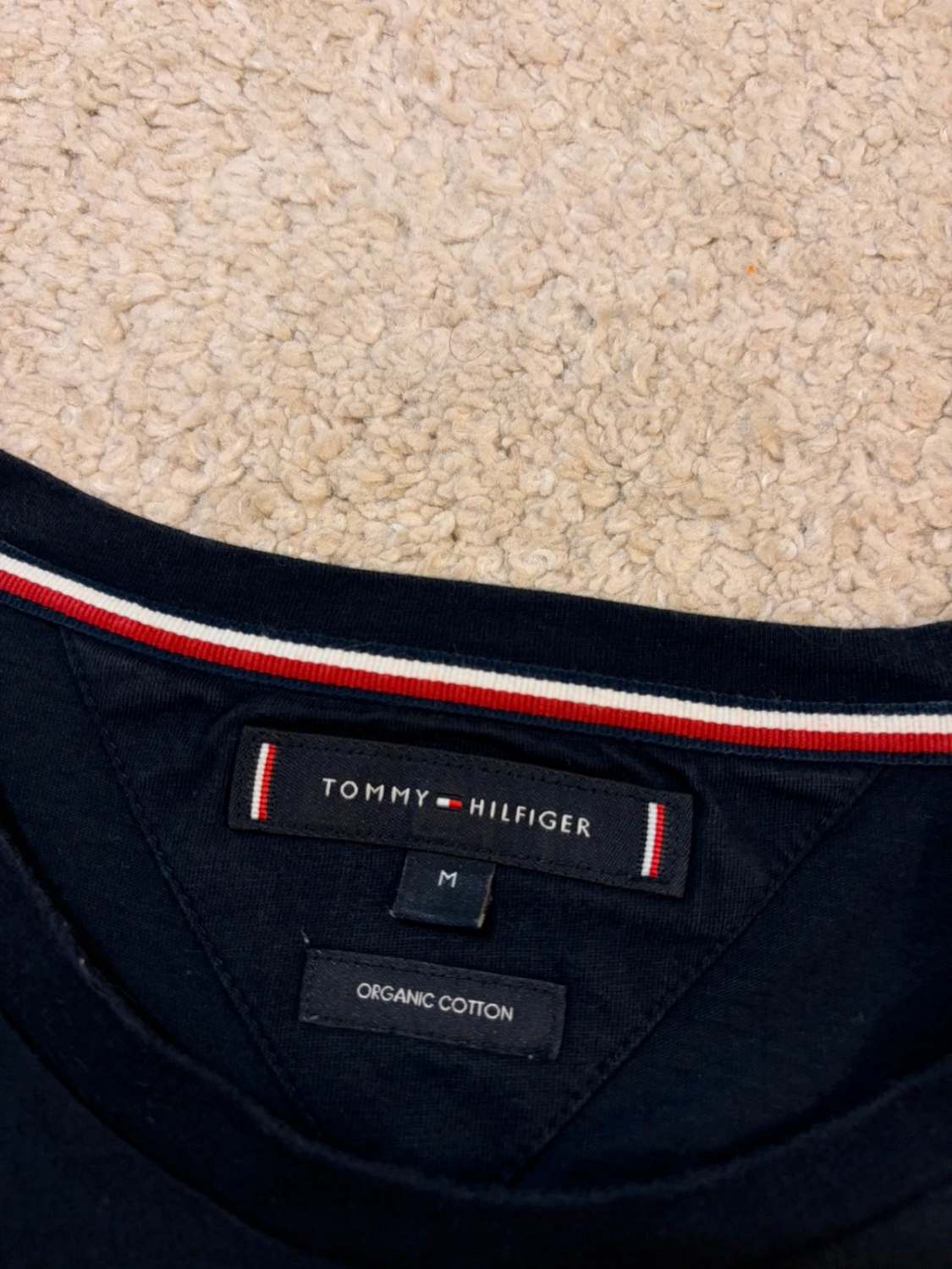 🌱 T-shirt Tommy Hilfiger Organic Coton Marine - Ecoresponsable & Basique
