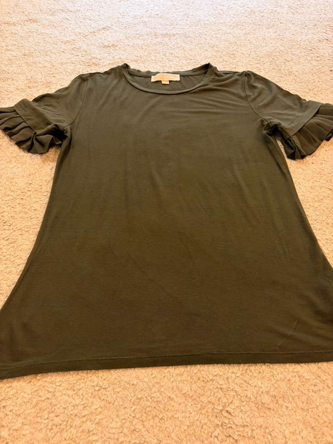 🪖 T-shirt Michael Kors Kaki - Minimaliste & Raffine