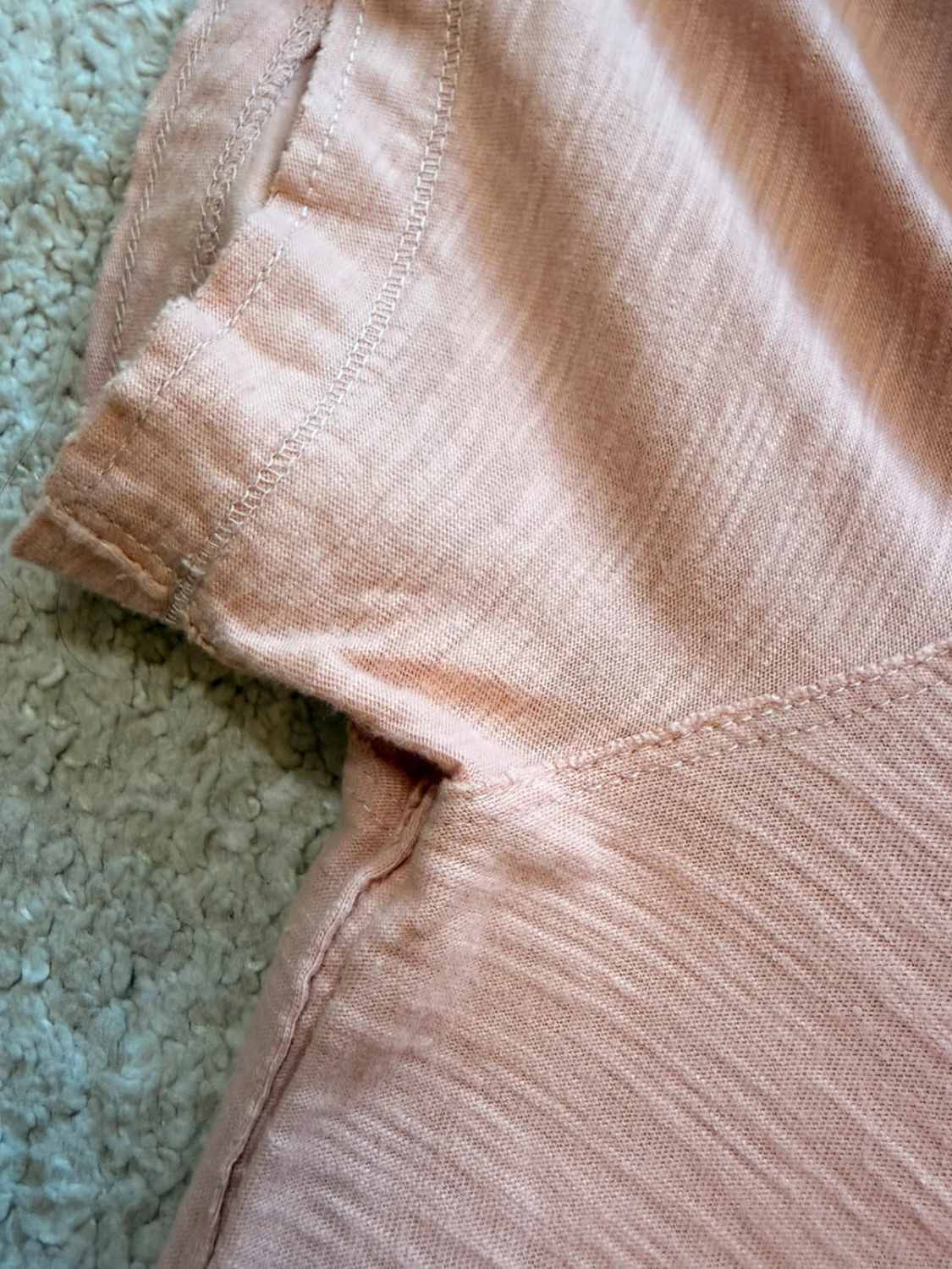 🍑 T-shirt Diesel Col V Abricot - Style Décontracté & Unique