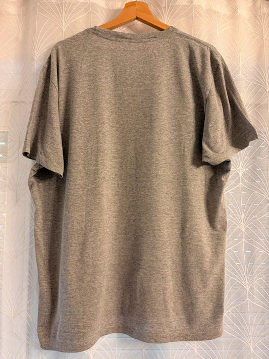 🔳 T-shirt Lee Regular Fit Imprimé Gris - Confort & Casual