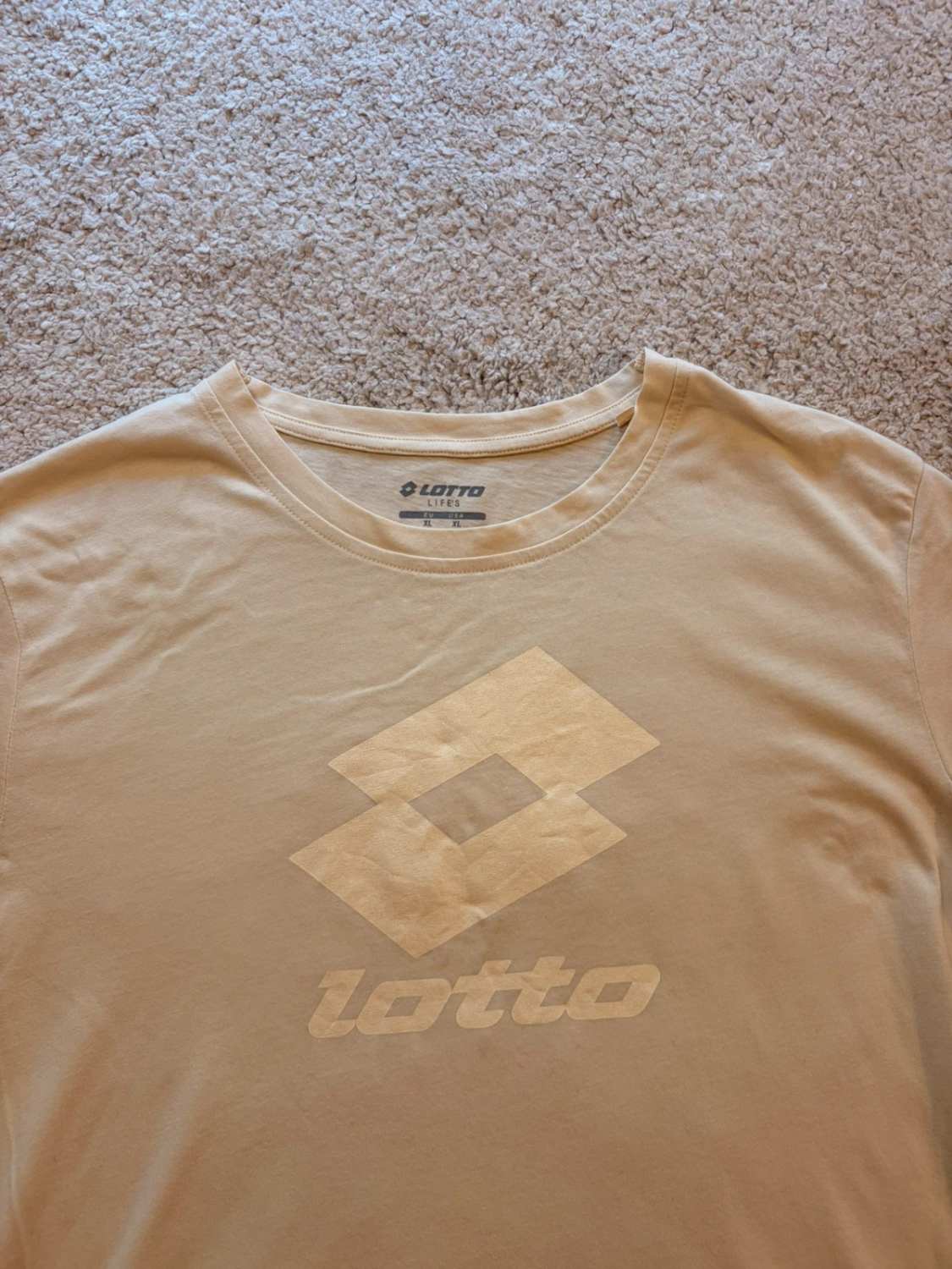 🤍🎾 T-shirt Lotto Crème - Sportif & Minimaliste