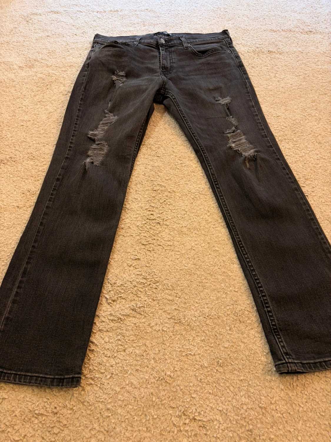 Jeans Hollister Troués Gris - Taille W32L30