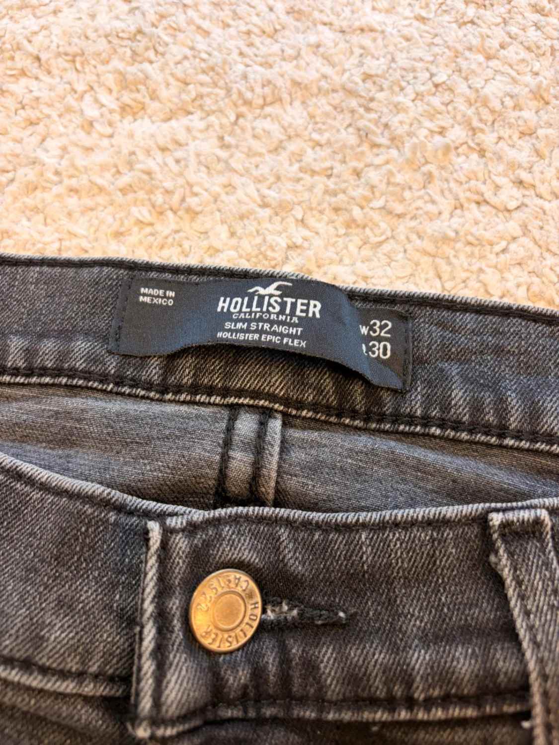 Jeans Hollister Troués Gris - Taille W32L30