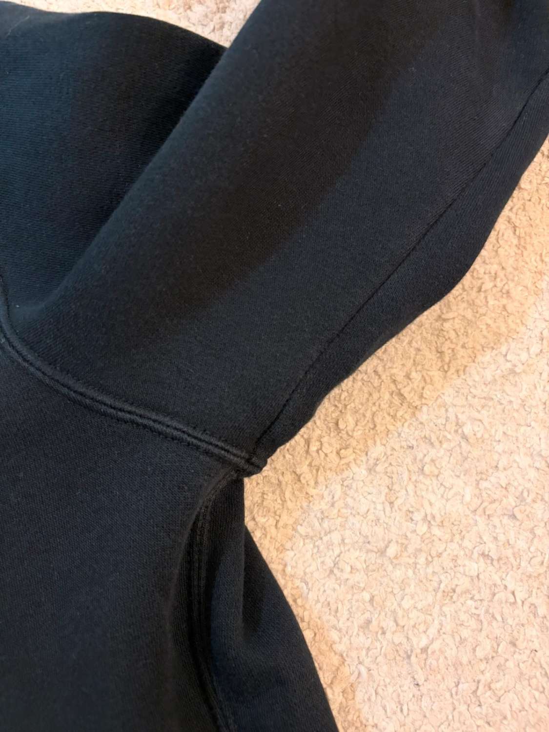 🧥 Pull Nike à Capuche Noir - Streetwear & Confortable