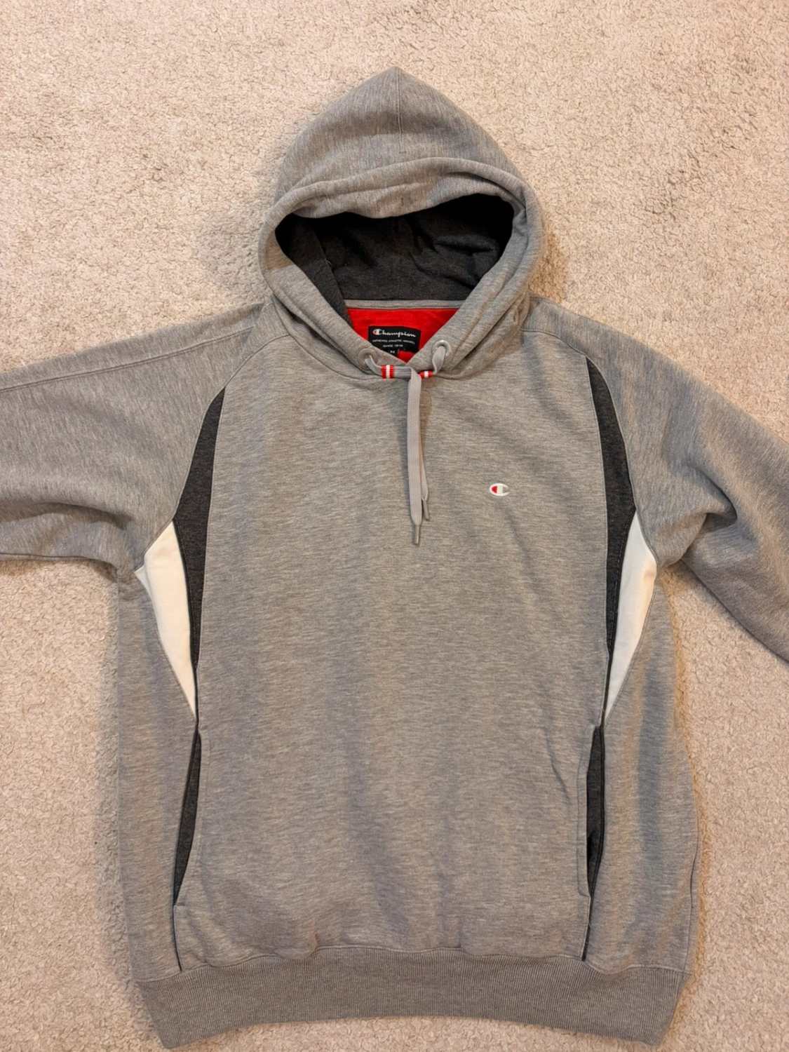 🏆 Pull Champion à Capuche Gris - Confort & Style Streetwear