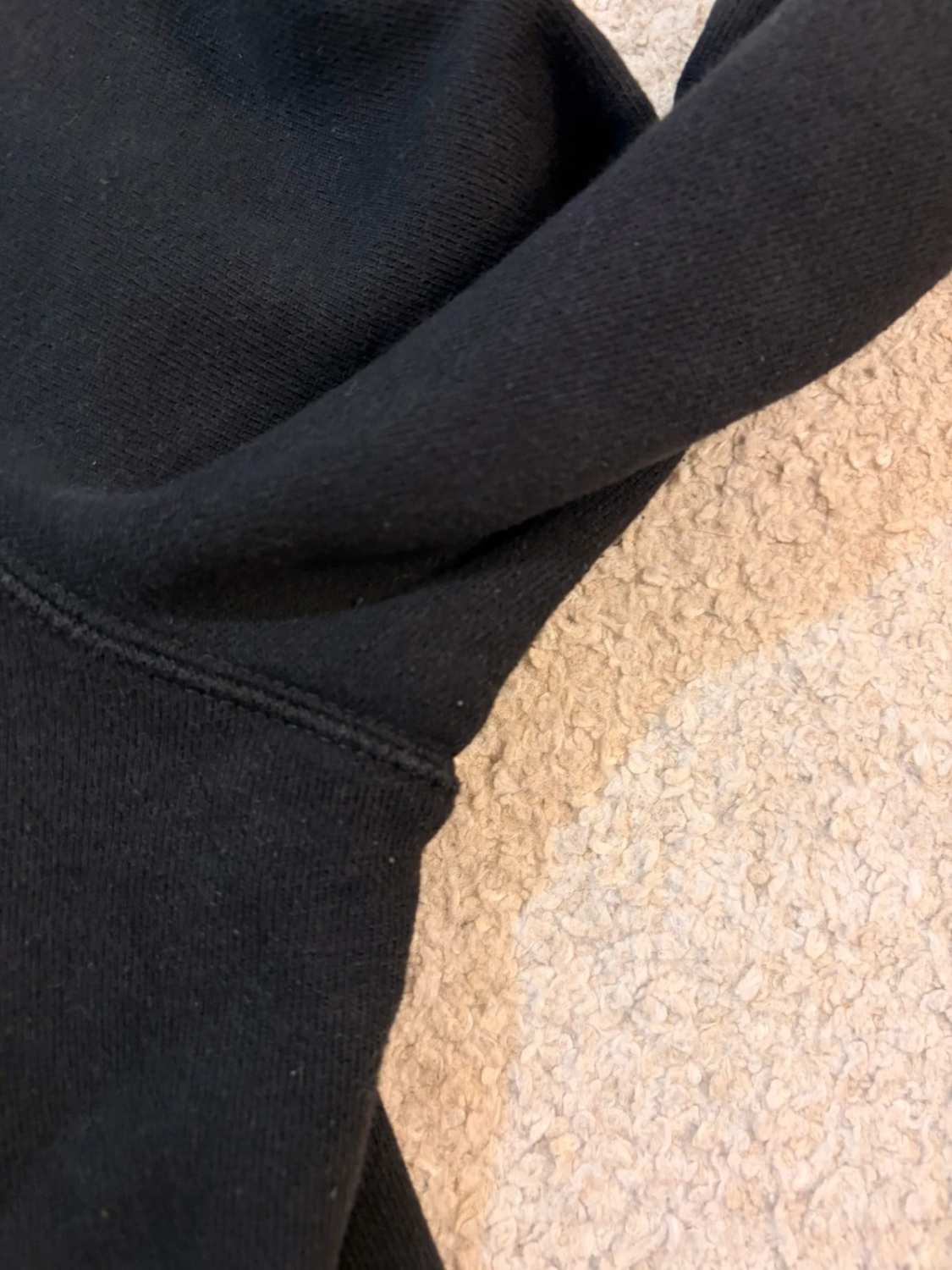 🖤 Felpa Adidas con Cappuccio e Logo Nera - Athleisure Chic