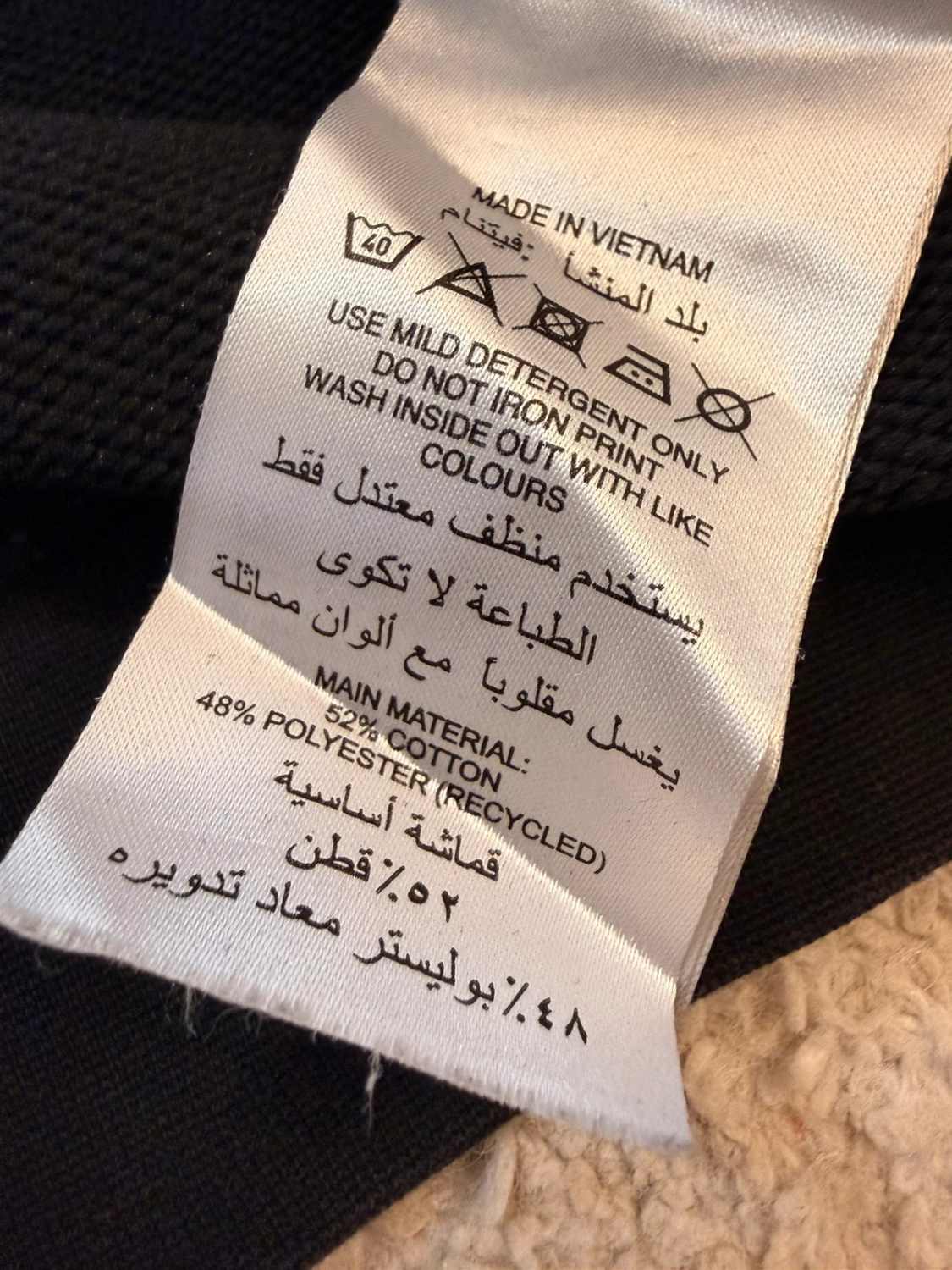 ⚫️⚪️ Pull Adidas Noir avec Logo Imprimé - Sportif & Élégant