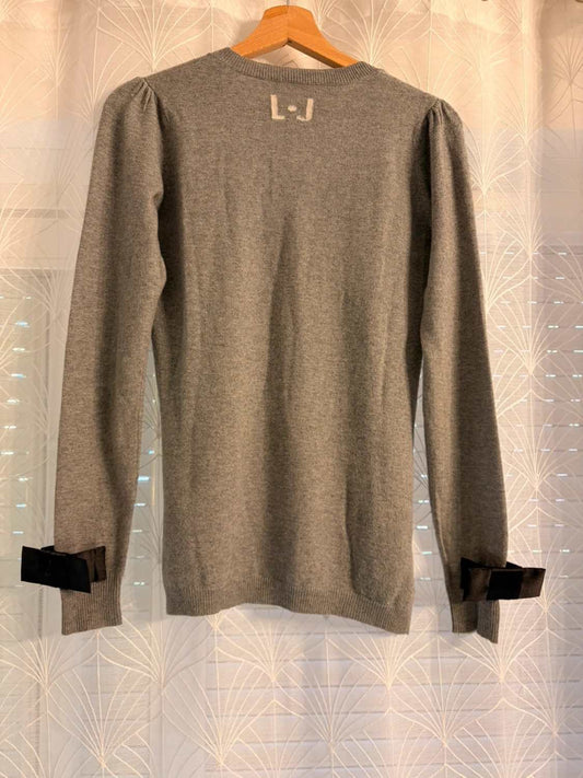 Pull Col V Liu Jo Cachemire Angora Motif Cœurs Nœuds Satin – Femme – Taille XS