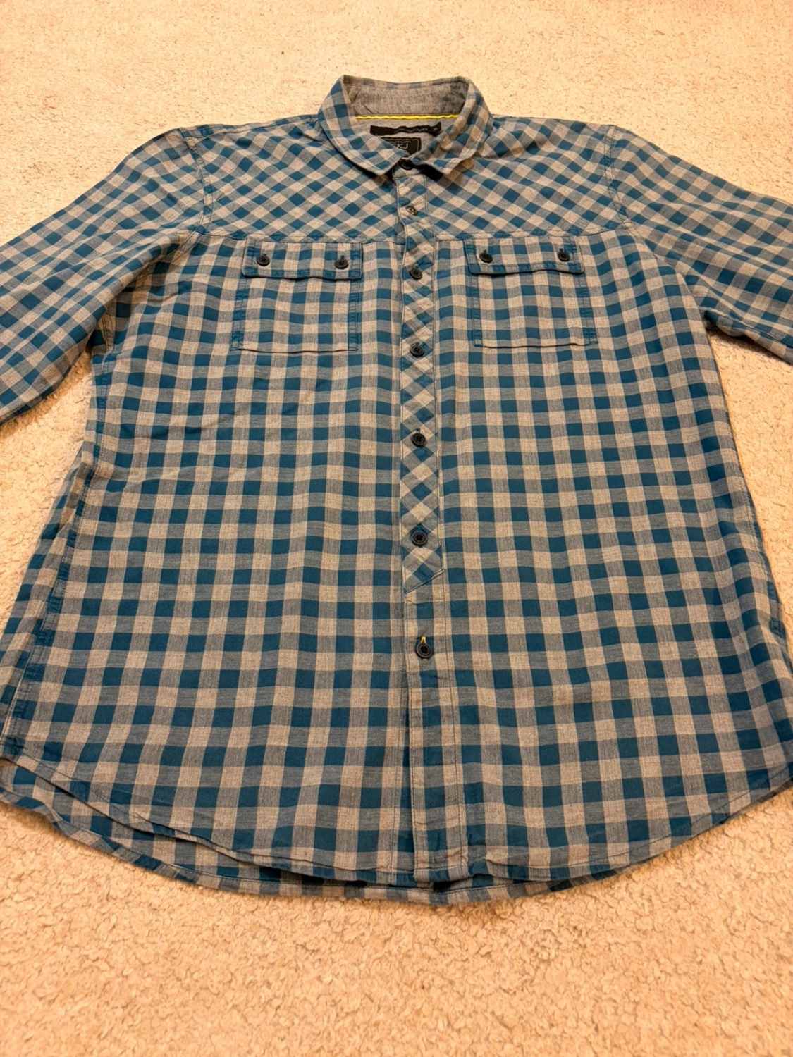 🔵 Chemise Calvin Klein Slim Fit à Carreaux Bleu/Gris - Modernité & Élégance Urbaine