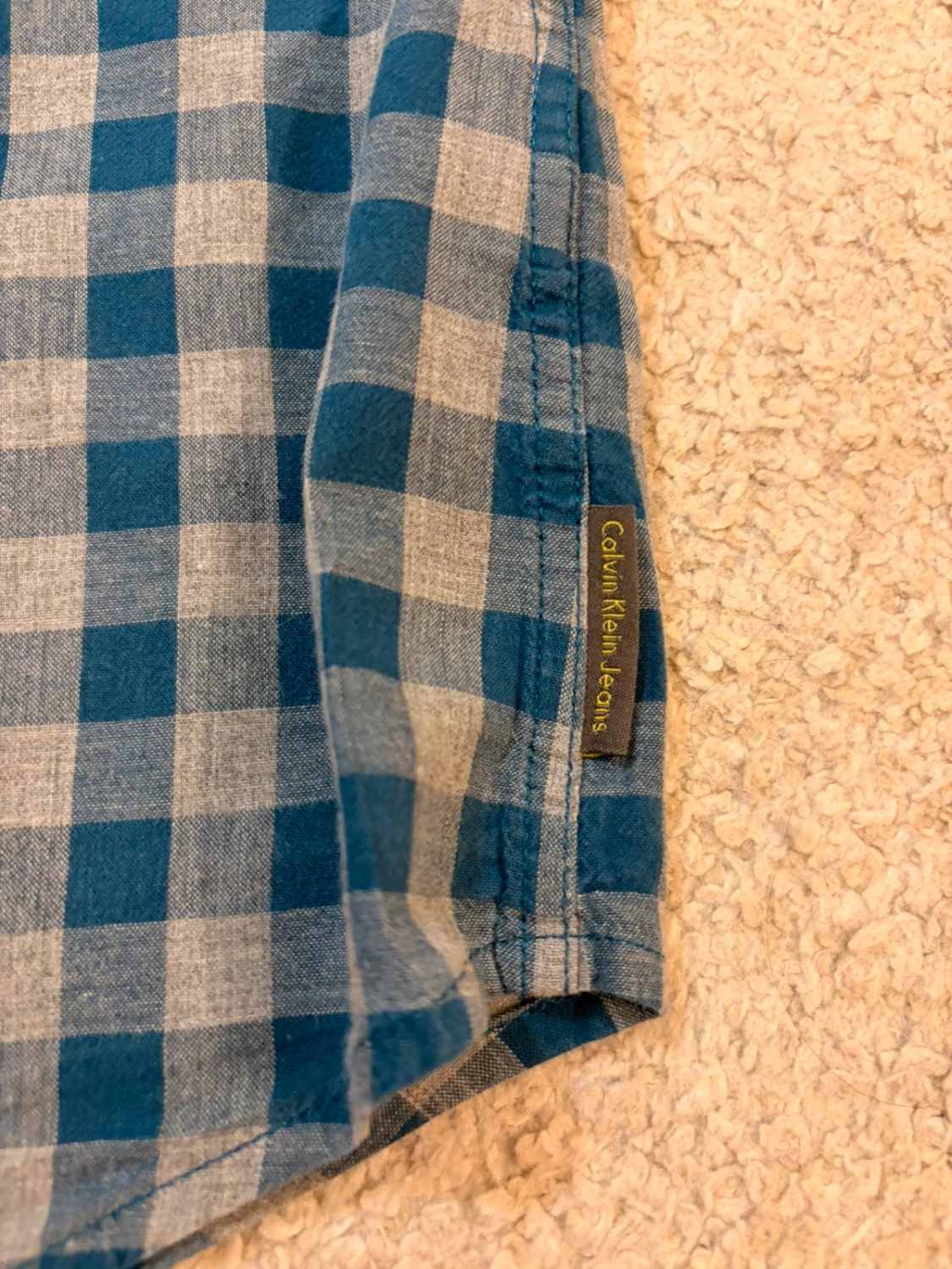 🔵 Chemise Calvin Klein Slim Fit à Carreaux Bleu/Gris - Modernité & Élégance Urbaine