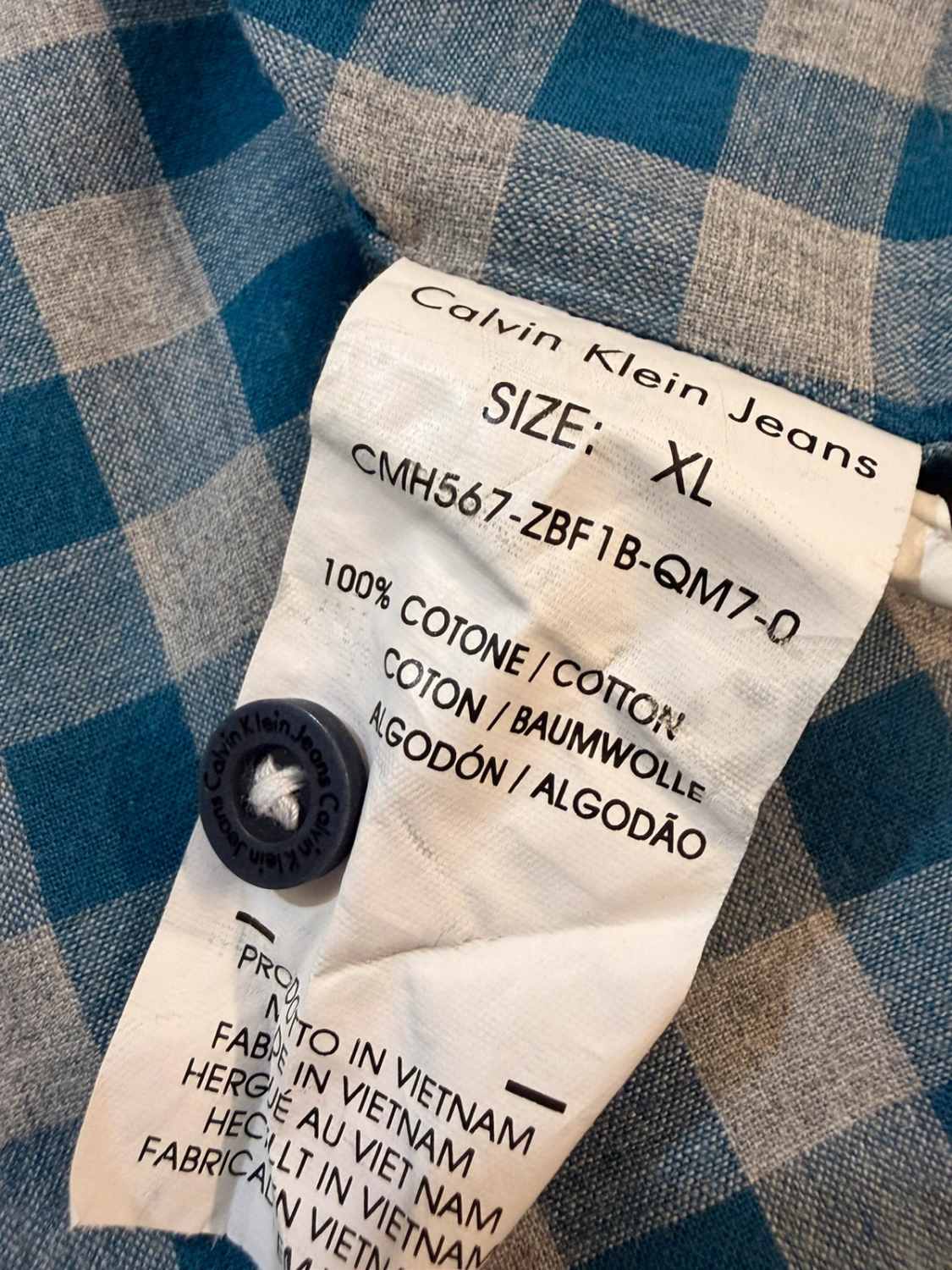🔵 Chemise Calvin Klein Slim Fit à Carreaux Bleu/Gris - Modernité & Élégance Urbaine