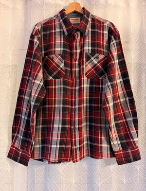 🍷 Chemise Wrangler Authentics Flannel à Carreaux Bordeaux/Noir/Blanc - Chaud & Rustique