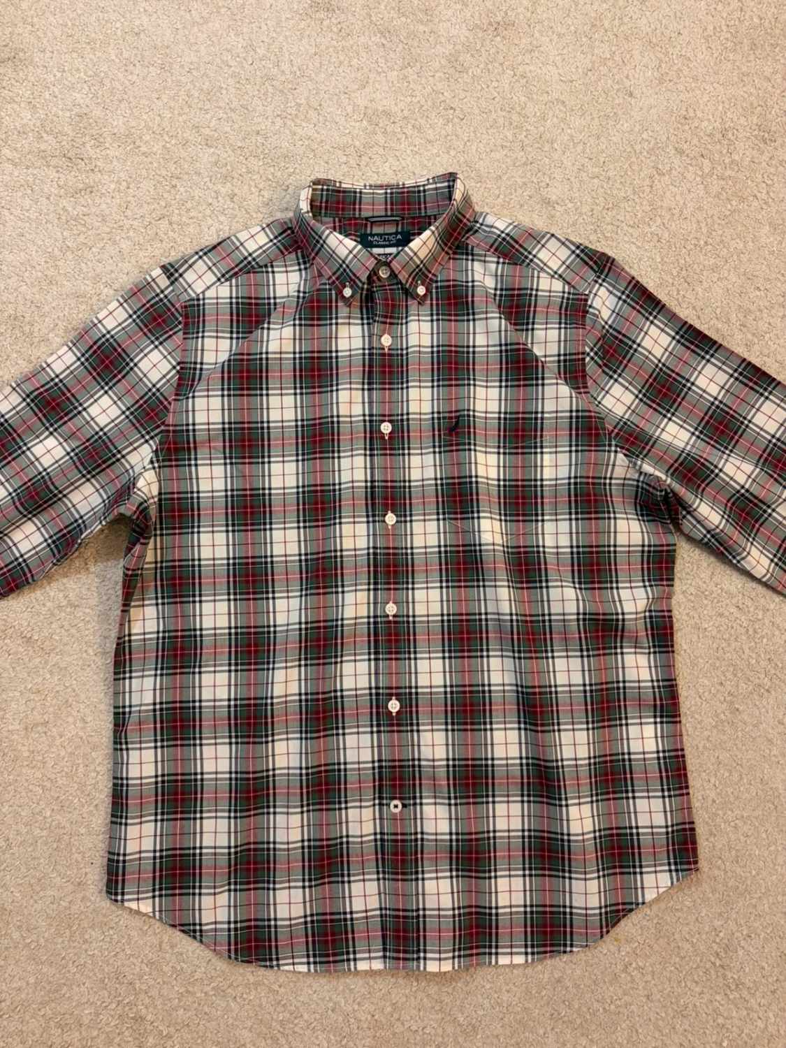 🧩 Chemise Nautica Flex+ à Carreaux Kaki/Bordeaux - Antifroissable & Pratique