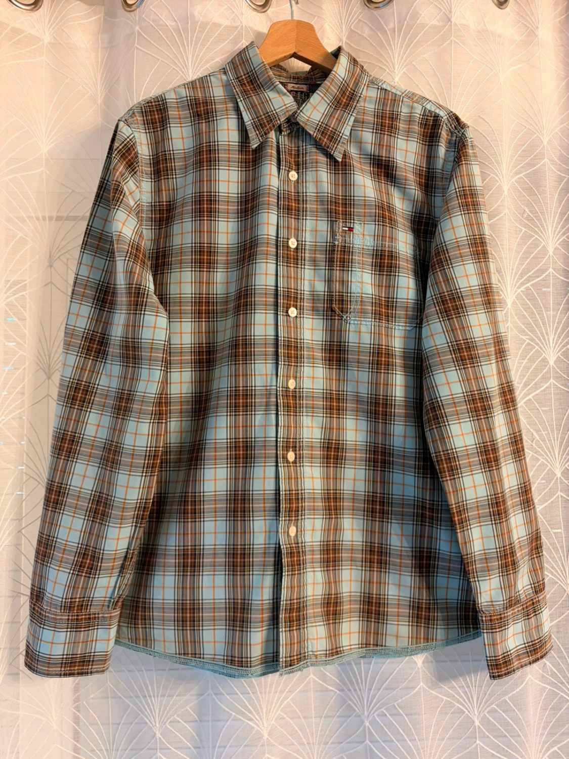 👖🔵 Camisa Hilfiger Denim a Cuadros Azul Claro/Marrón/Negro - Casual y Chic
