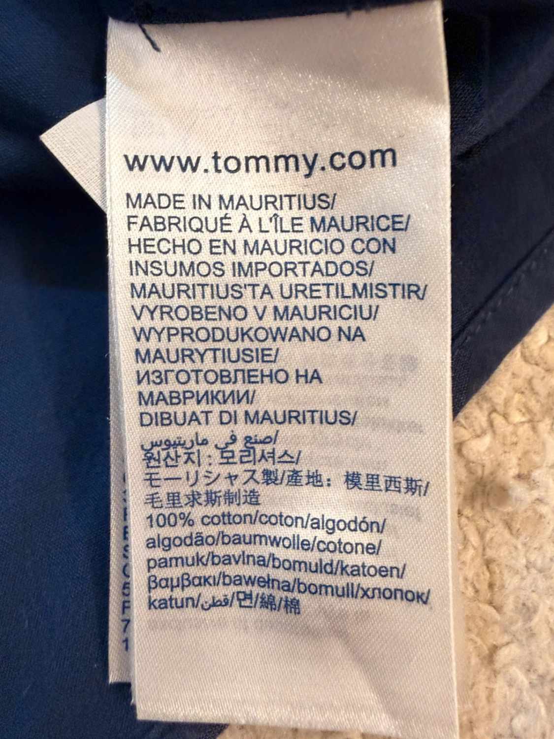 👔 Chemise Tommy Jeans Regular Fit Marine - Décontractée & Moderne - Taille S