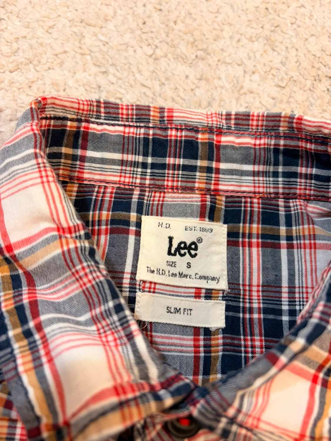 Lee Slim Fit Short Sleeve Plaid Shirt - Modern Western Style