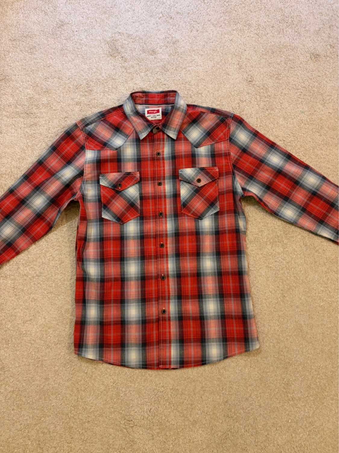 Chemise Wrangler à Carreaux Rouge/Bleu Clair/Noir - Dynamique & Confortable