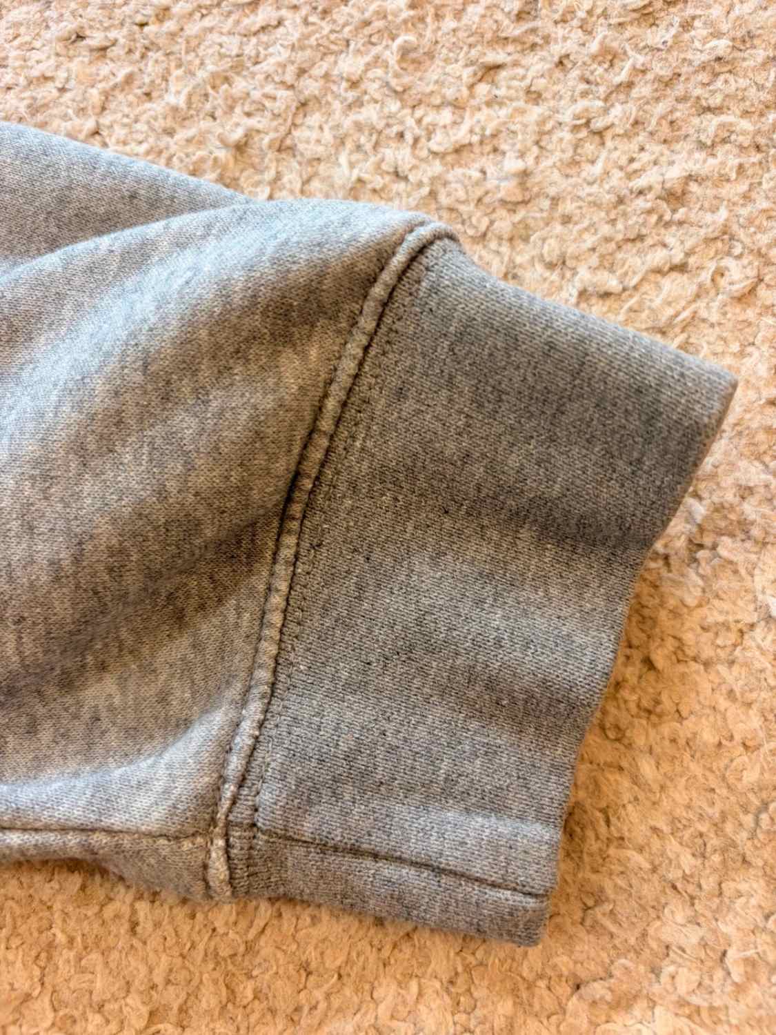 🐺 Pull Nike à Capuche Gris - Basique Confortable & Urbain