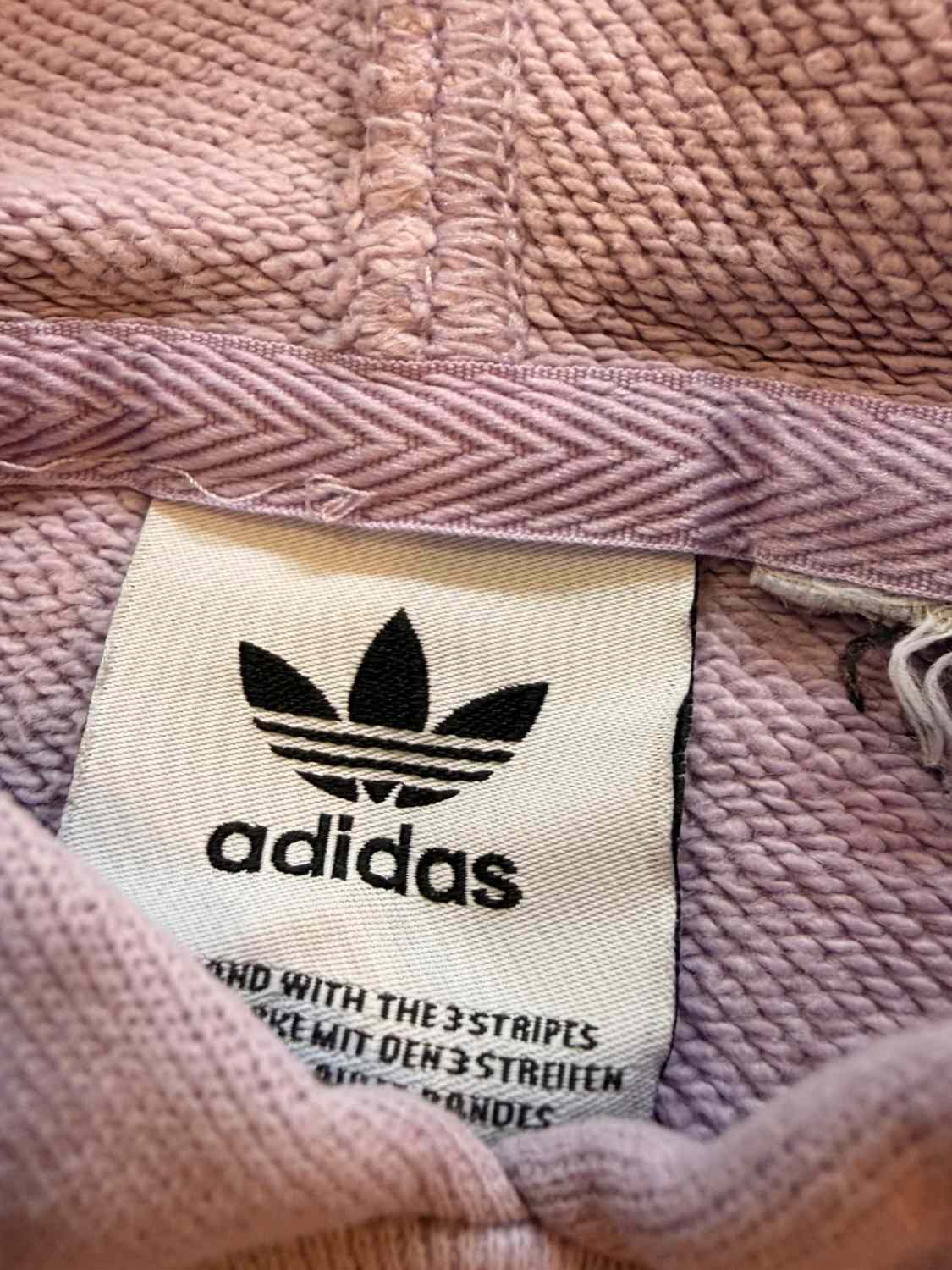 💜⚪️ Pull Adidas Crop à Capuche Lilas à Bandes Blanches - Douceur & Style Sportif