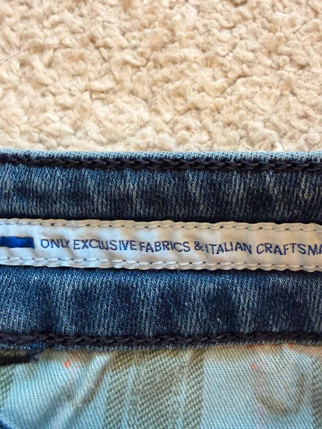 💎👖 Jeans Jacob Cohen "Kimberly" Luxury Denim Troués Bleu - Premium & Tendance