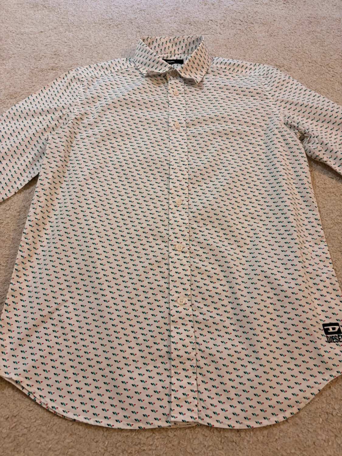 🎨 Chemise Diesel Blanc à Motif Coloré - Audacieuse & Branchée