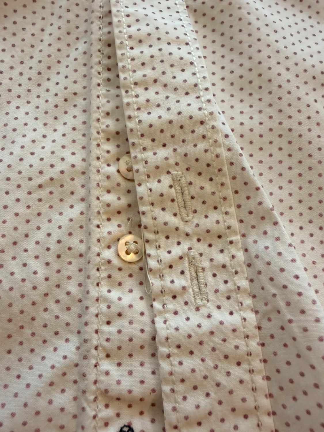 Camicia Levi's Bianco con Motivo Grigio - Minimalismo & Versatilità
